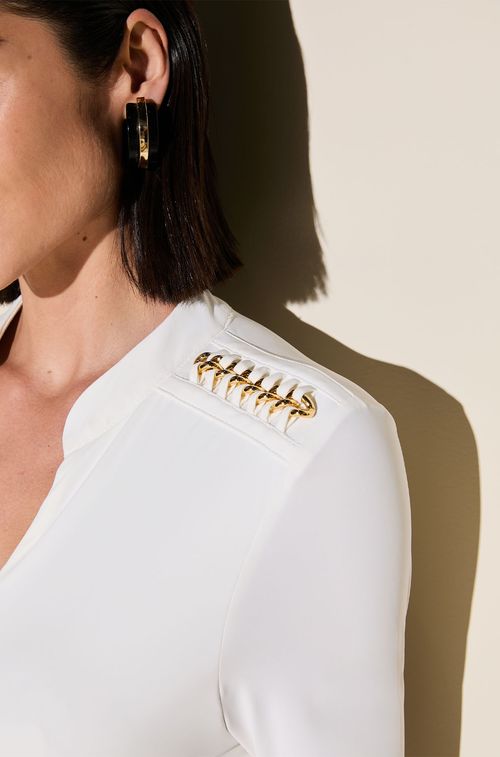 Blusa Fluity Off com Correntes