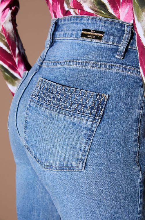 Calça Jeans Bolso Pesponto Off