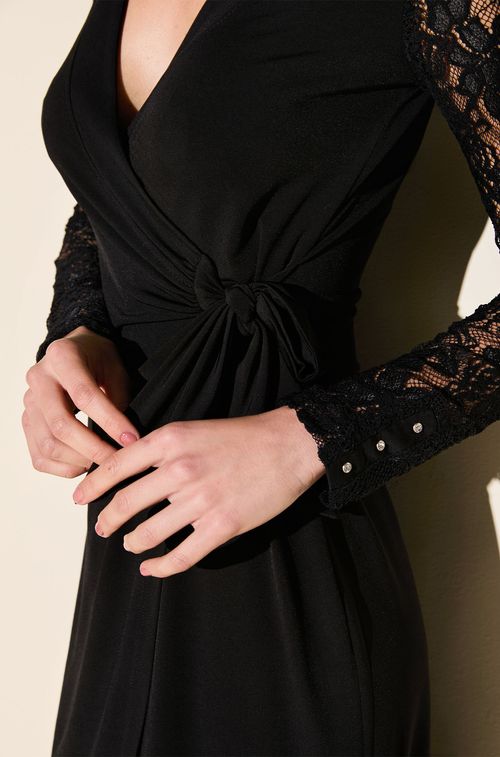 Vestido Crepe Black Renda Black