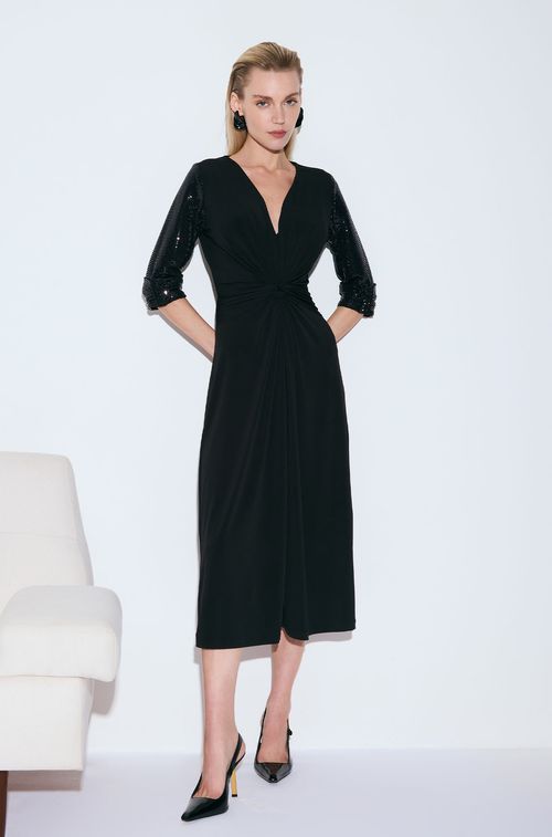 Vestido Crepe Black com Mini Paetê Black