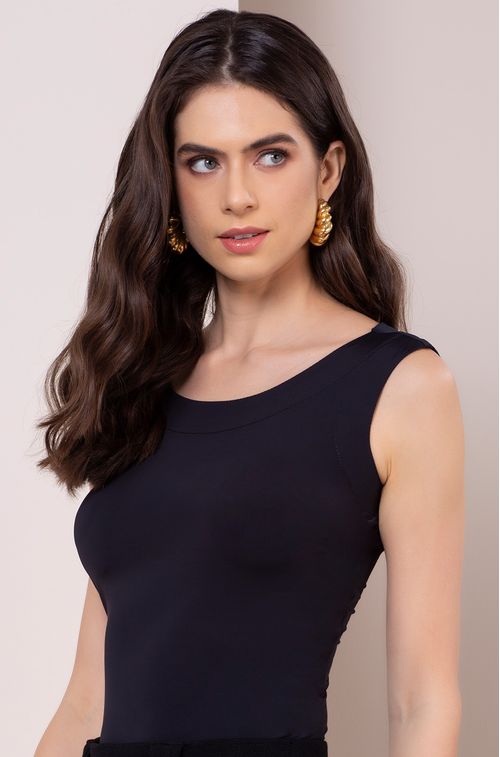 Blusa Black sem Manga