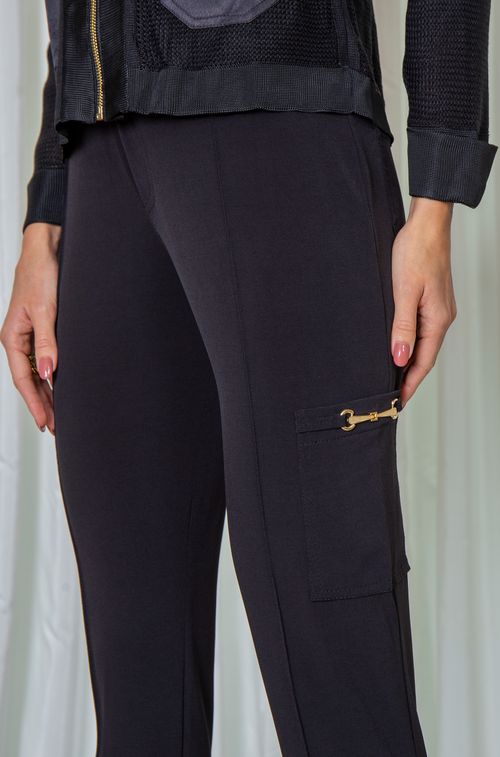 Calça Crepe Black com Bolso Lateral