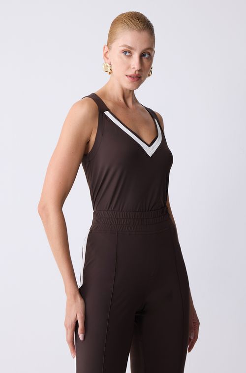 Top Brown com Off