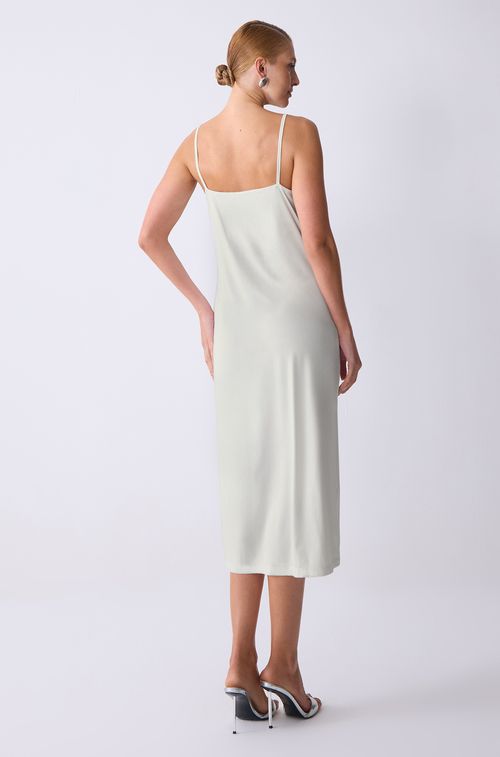 Vestido Under Off