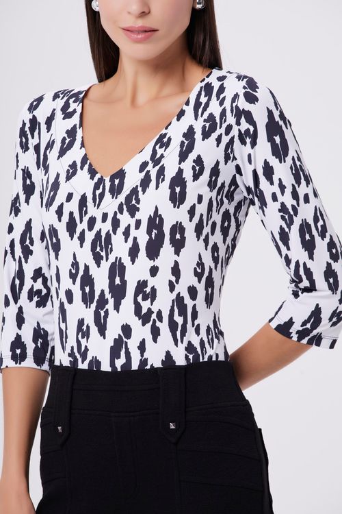 Blusa Basic White Tiger Black