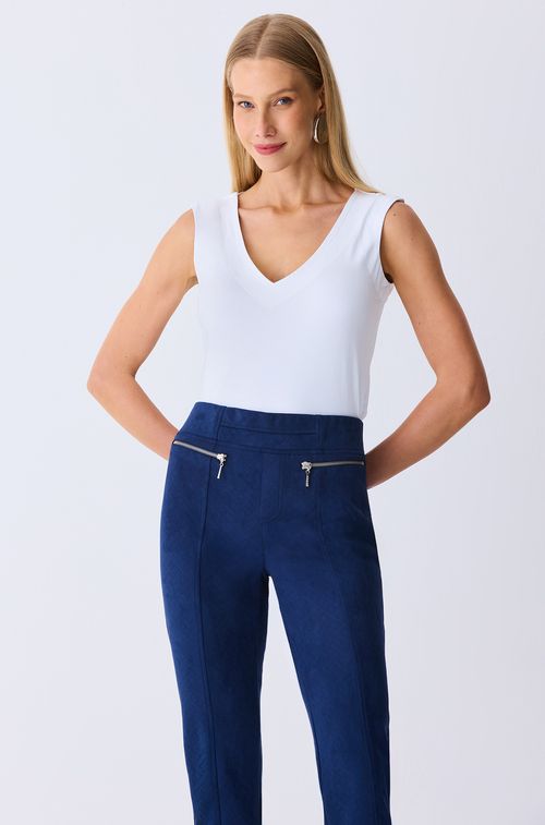 Top White Decote Pesponto