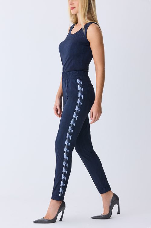 Calça New Dark Jeans com Kelly