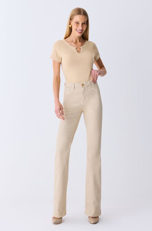 Blusa Milão Almond com Aplique