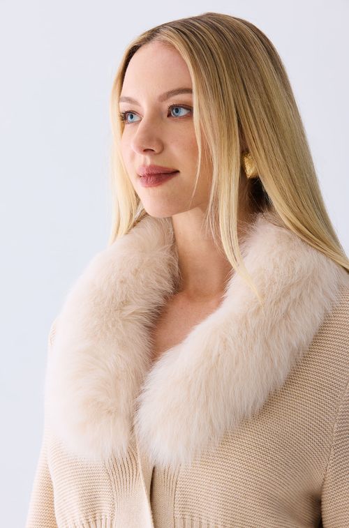 Casaco Tricot Almond com Pele