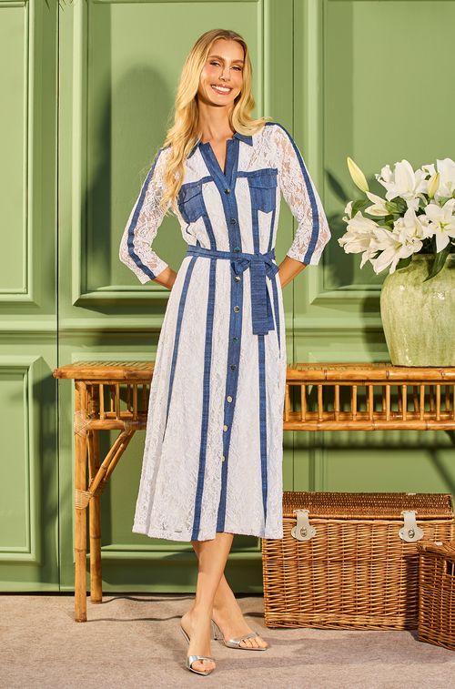 Vestido Renda Off com New Jeans Denin